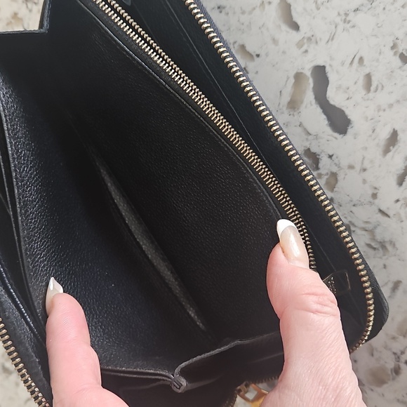 Louis Vuitton Black Embossed Leather Wallet/Wristlet - Needs Rehab - Picture 9 of 15